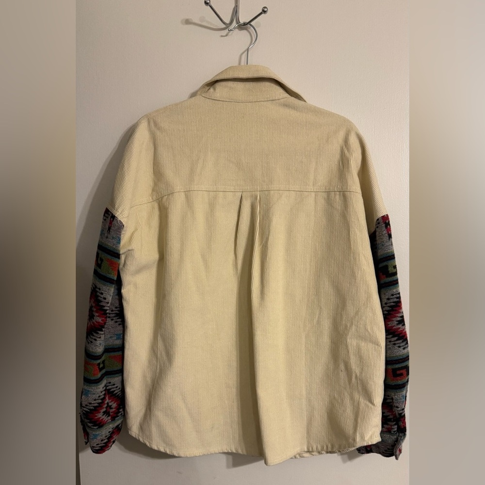 Cream Aztec Patterned Shacket - Picture 2 of 5
